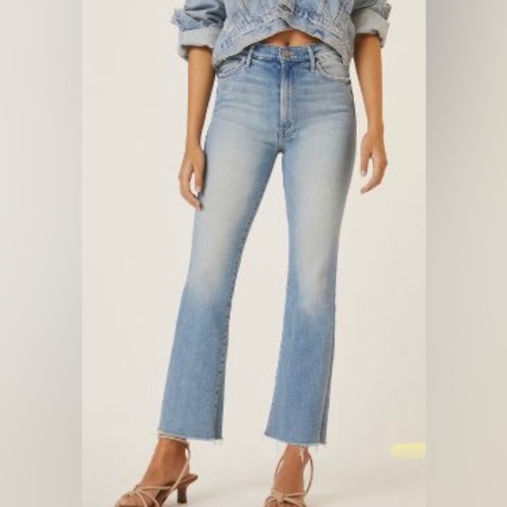 MOTHER THE HUSTLER HIGH-RISE ANKLE FRAY CROP JEANS - Denim Light